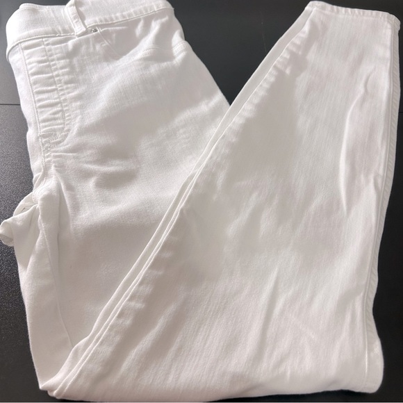 Spanx Pull On White Skinny Denim Jeans Women's Size Medium Stretchy Summer - Picture 1 of 8